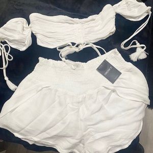 White 2 piece set!